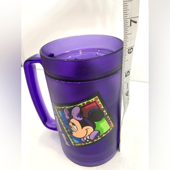 VTG Purple Minnie Mouse Disney Freezer Mug Thermo Serv Plastic 6” Disney - Picture 2 of 6